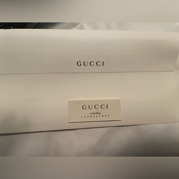 Gucci Soho Disco Crossbody - Picture 7 of 16